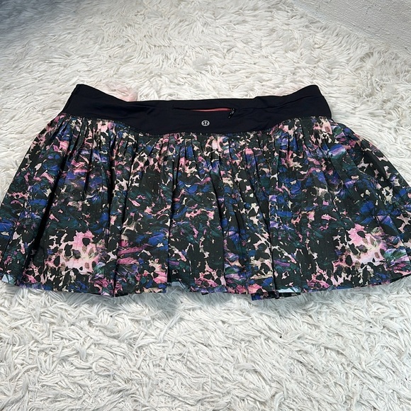 Lululemon Pleat To Street Skirt II Floral Backdrop Black Multi / Black - Picture 5 of 7